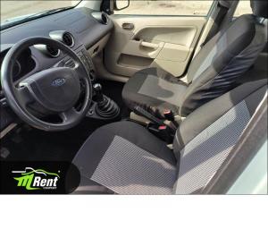 Ford Fiesta alacsony-fogyasztasu-szemelyauto-berles-debrecen-mlrent-5.jpg